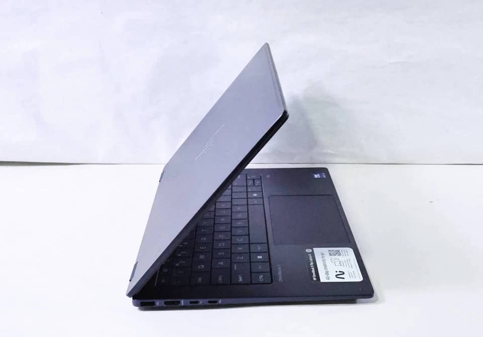 HP 14-fm Computers 1TB 16GB New