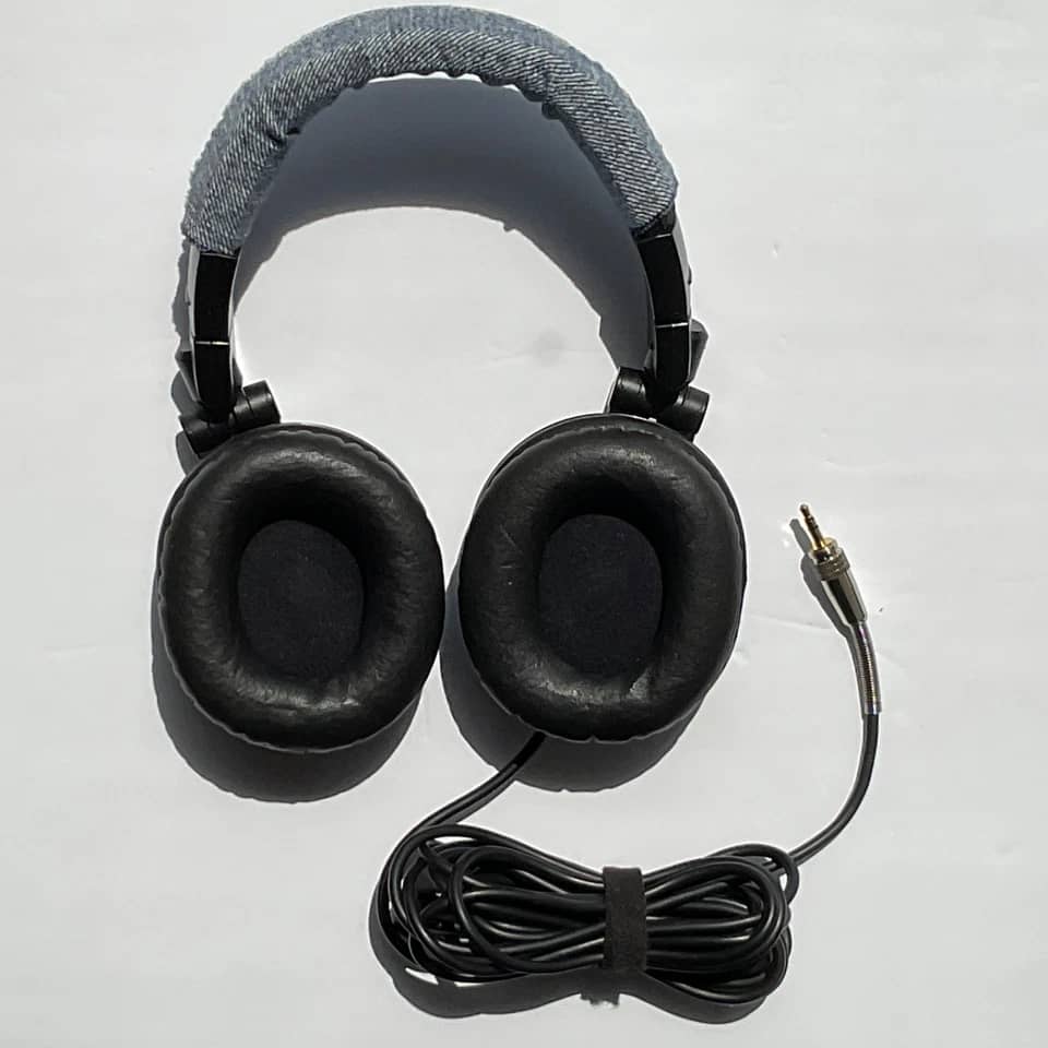 Audio-Technica ATH-M50 Headphones & Earbuds Black New