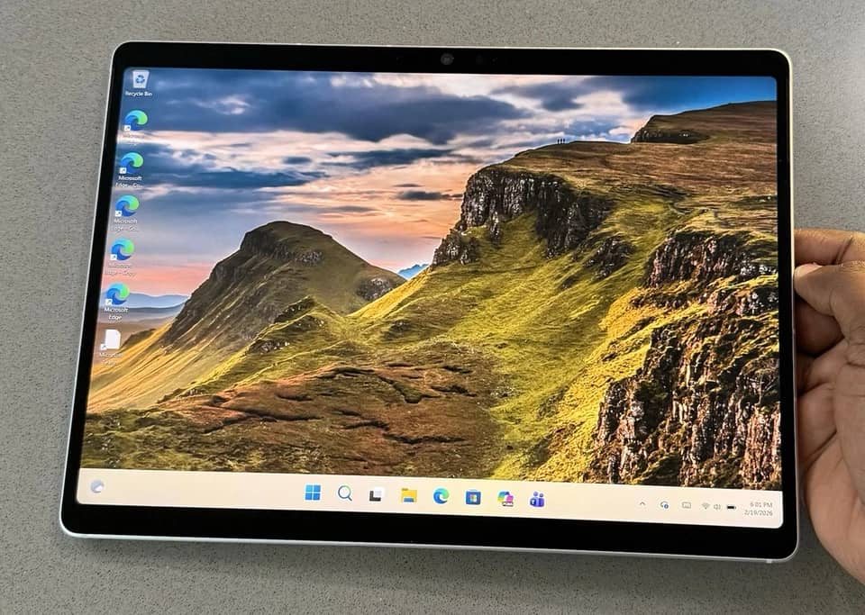 Microsoft Surface Pro 10 Tablets Silver 16GB New