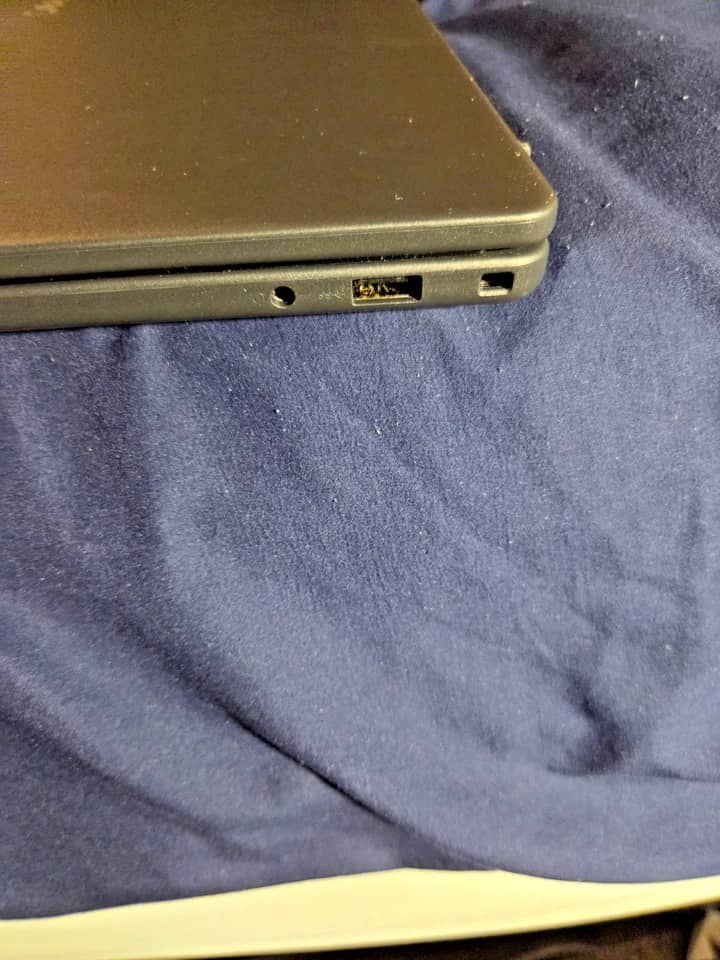 Dell Inspiron 5625 Computers 1000GB 16GB Refurbished - Excellent