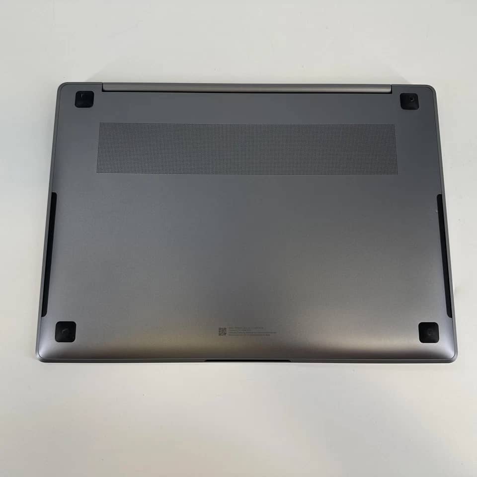 Samsung Galaxy Book5 Pro Computers 1TB 32GB New