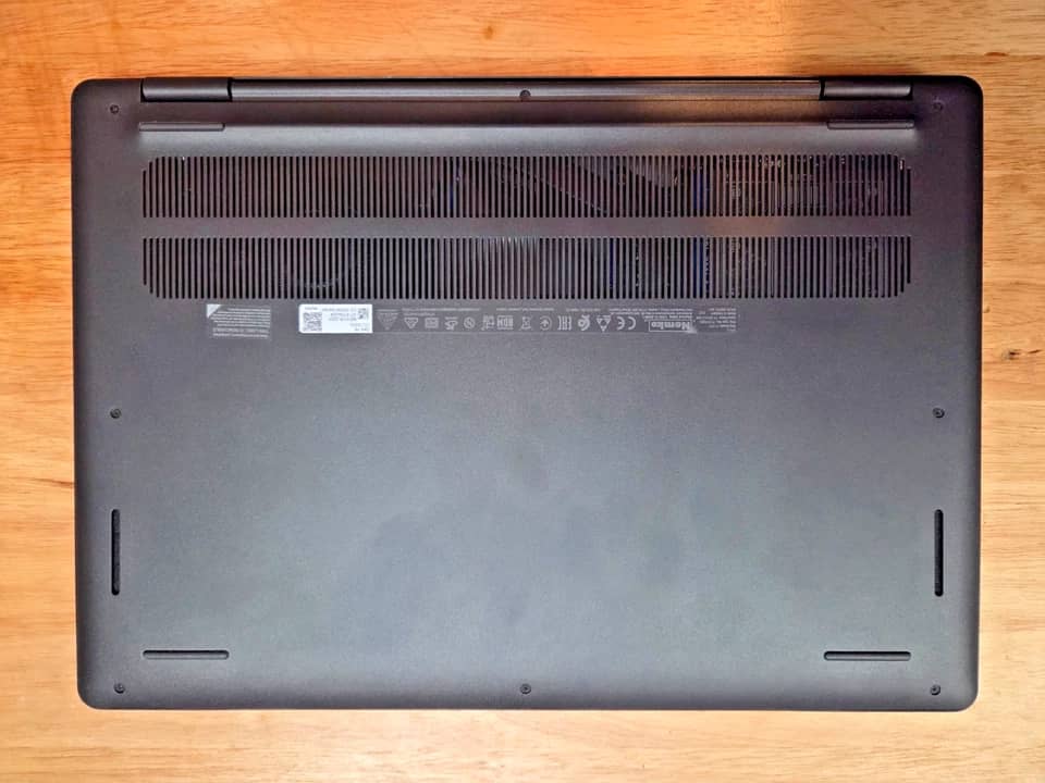 Dell Inspiron 5625 Computers 1000GB 16GB Refurbished - Excellent