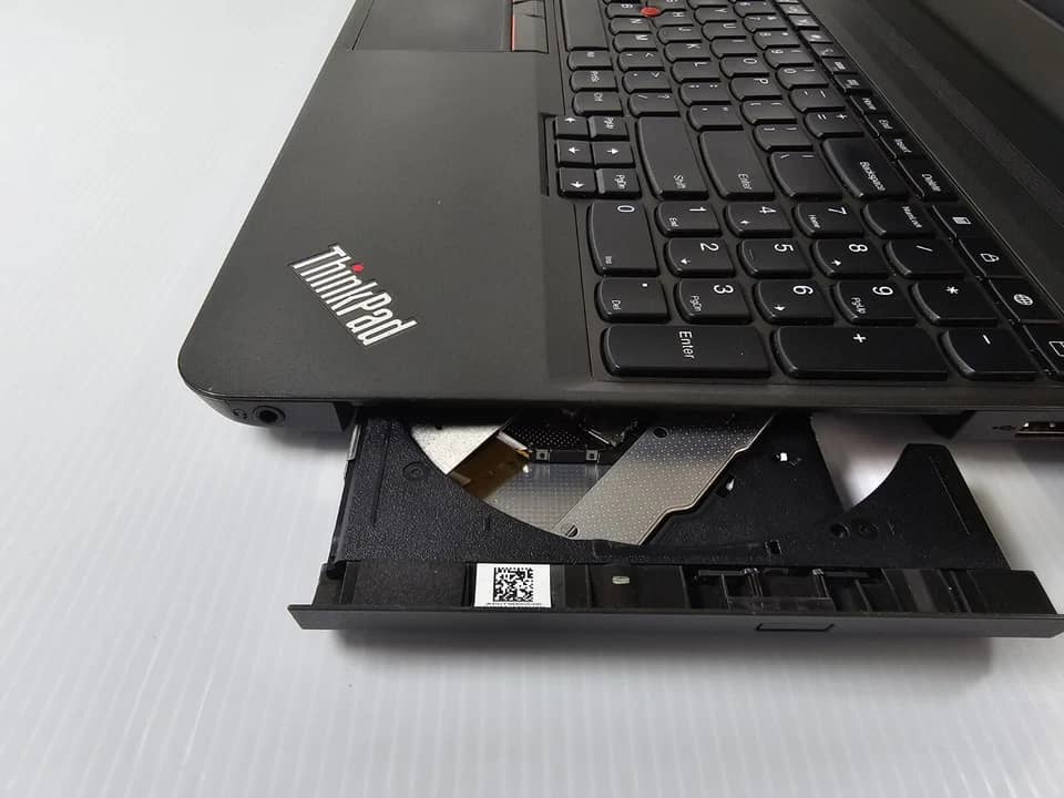 Lenovo ThinkPad E555 Computers 256GB 6GB Used - Good