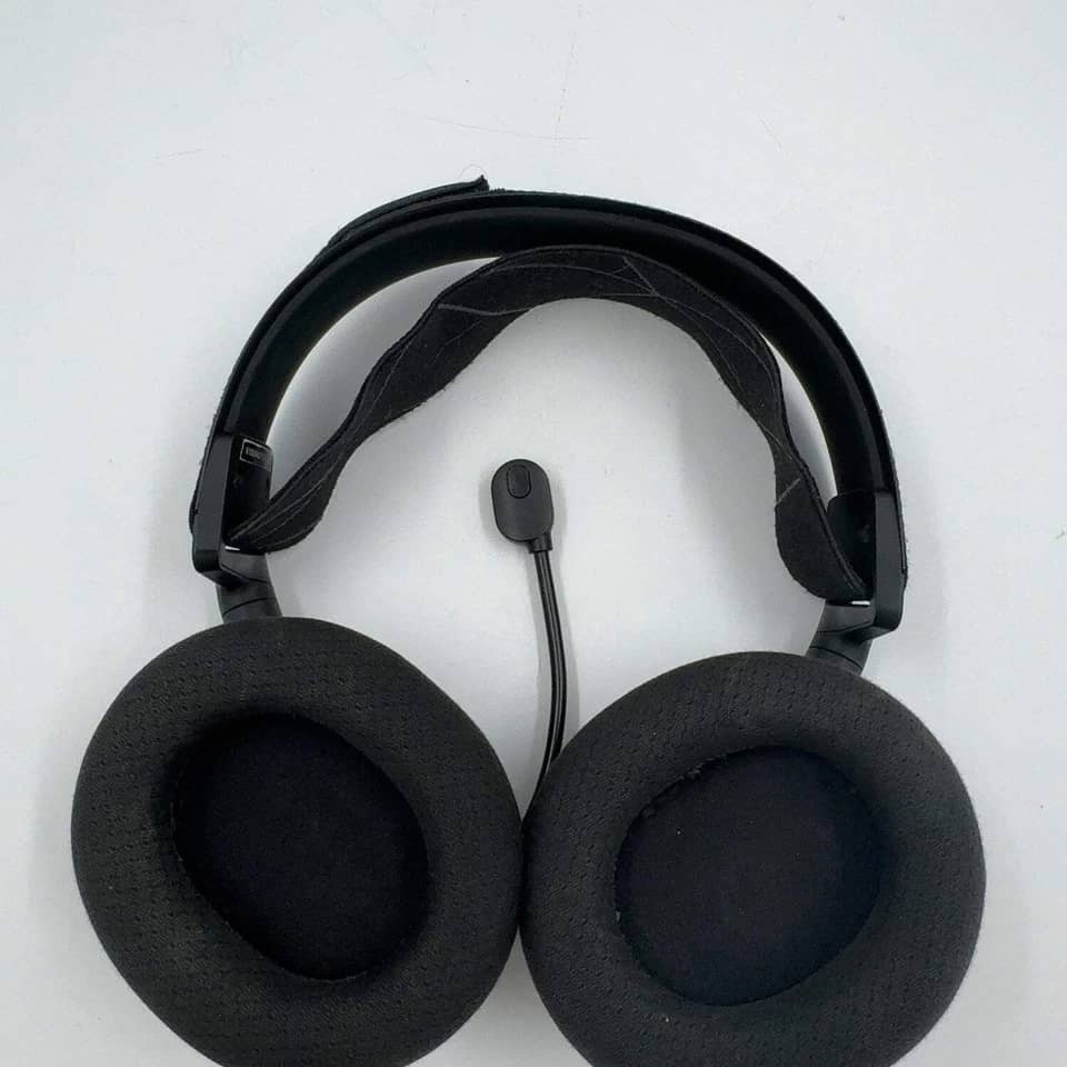SteelSeries Arctis 7 Headphones & Earbuds Silver New