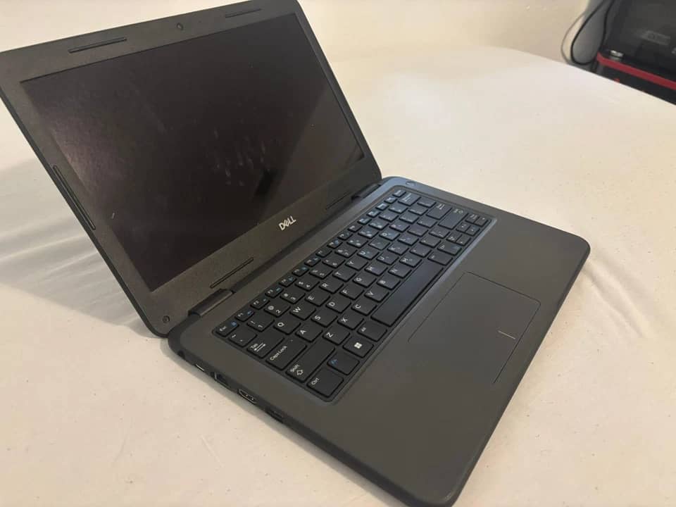Dell Latitude 3300 Computers 128GB 4GB Used - Good