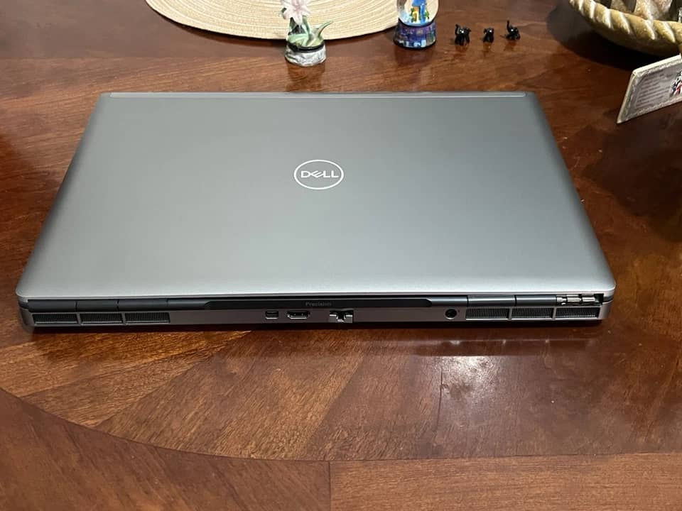Dell Latitude 7760 Computers Open-Box Excellent 256GB 16GB