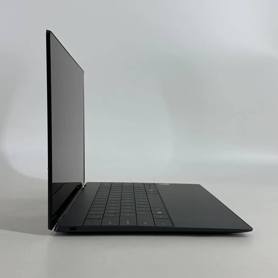 Dell XPS 13 9345 Computers 128GB 4GB Used - Good