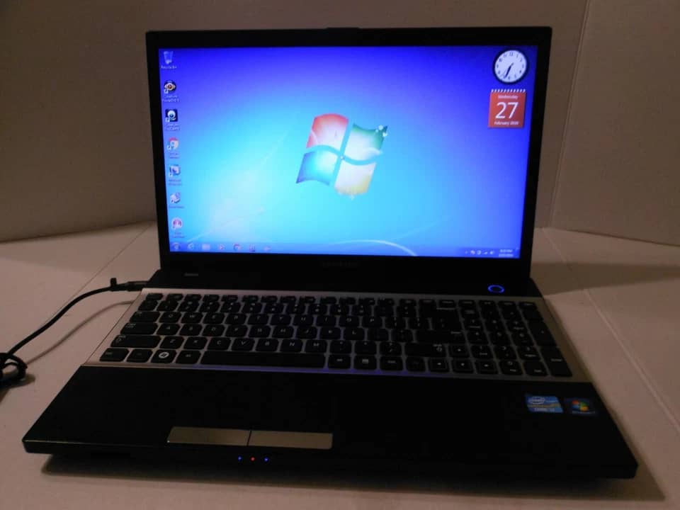 Samsung Notebook 3 Computers 500GB 4GB Used - Good