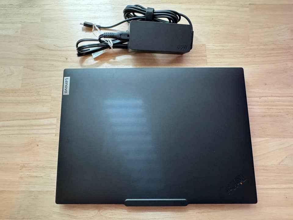 Lenovo ThinkPad T14 Gen 5 Computers 1000GB 32GB Refurbished - Excellent