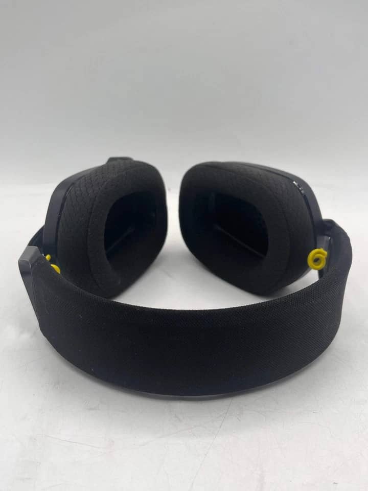 Logitech G435 Headphones & Earbuds Black Open-Box Excellent