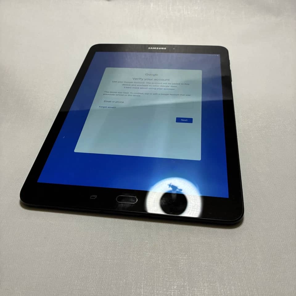 Samsung Galaxy Tab S3 Tablets Black 32GB Refurbished - Excellent 9.7"