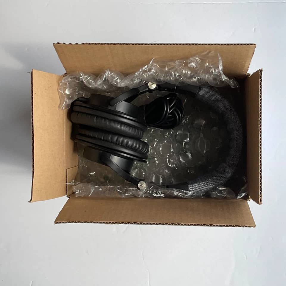 Audio-Technica ATH-M50 Headphones & Earbuds Black New