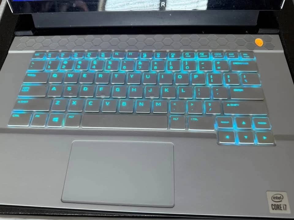 Dell Alienware m15 R4 Computers 1000GB 16GB Refurbished - Excellent