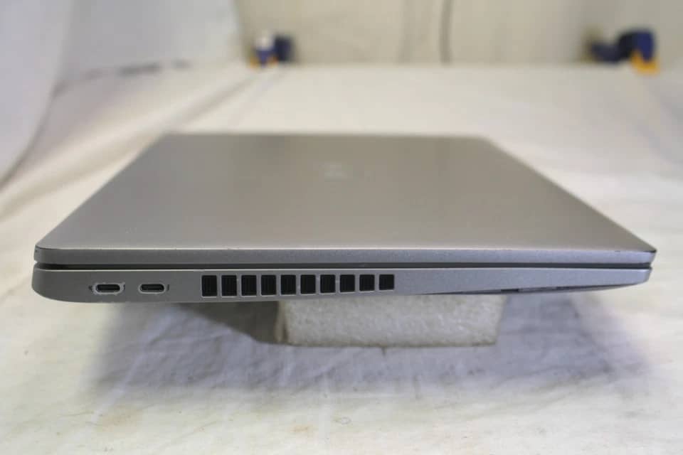 Dell Precision 3560 Computers 1000GB 16GB Refurbished - Excellent