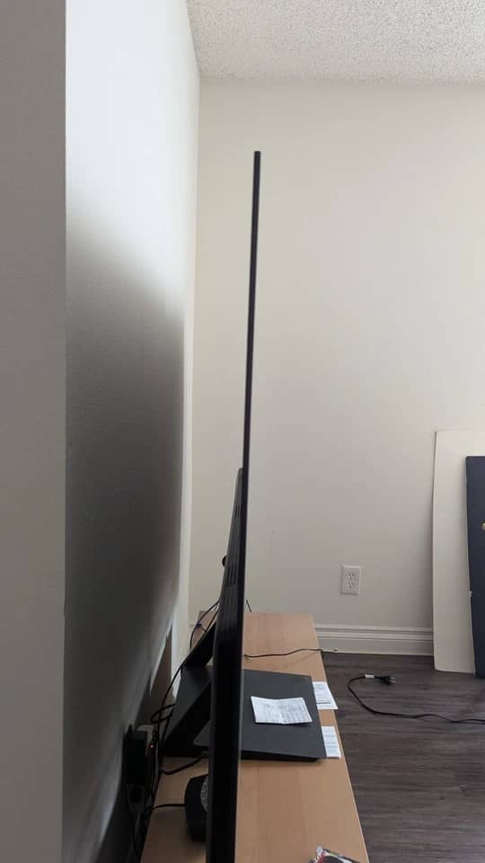 Samsung S90C TVs 77 inch New