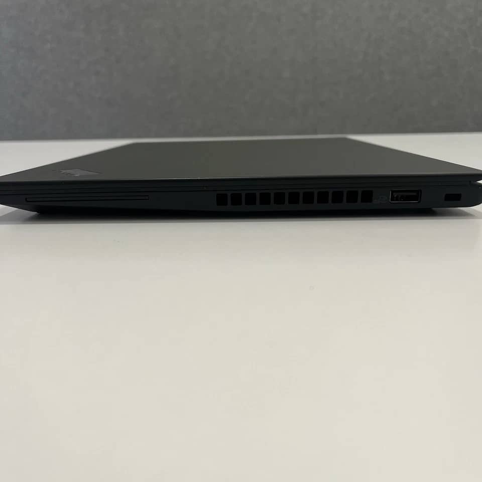 Lenovo ThinkPad T14s Computers 1000GB 16GB Refurbished - Excellent