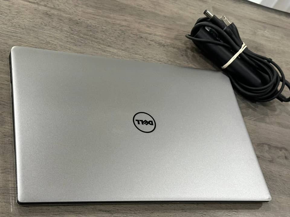 Dell XPS 9360 Computers 128GB 8GB Used - Like New
