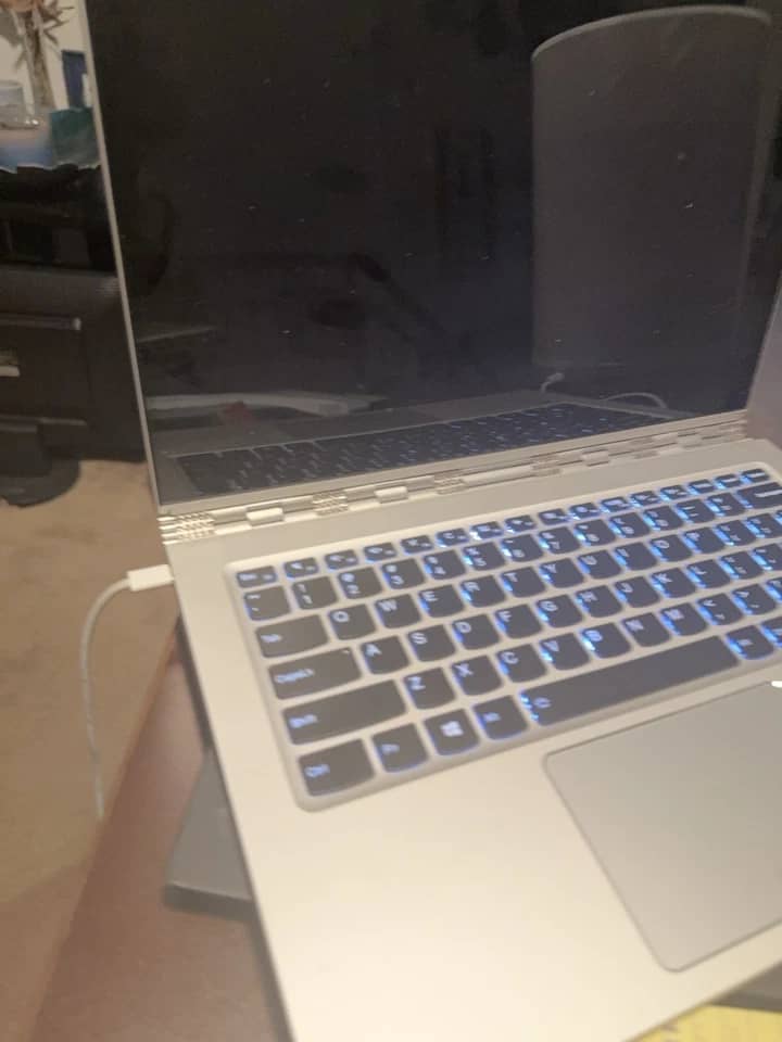 Lenovo Yoga 910-13Ikb Computers 256GB 16GB For parts or not working