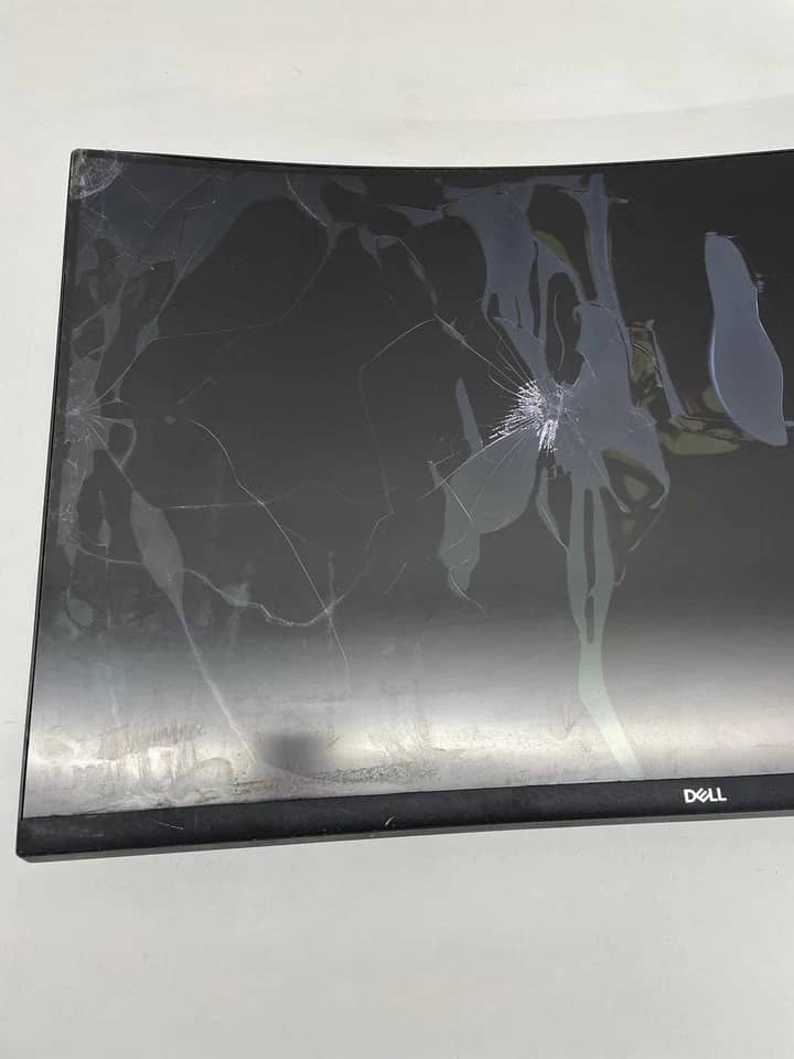 Dell P3223QE Monitors Refurbished - Excellent