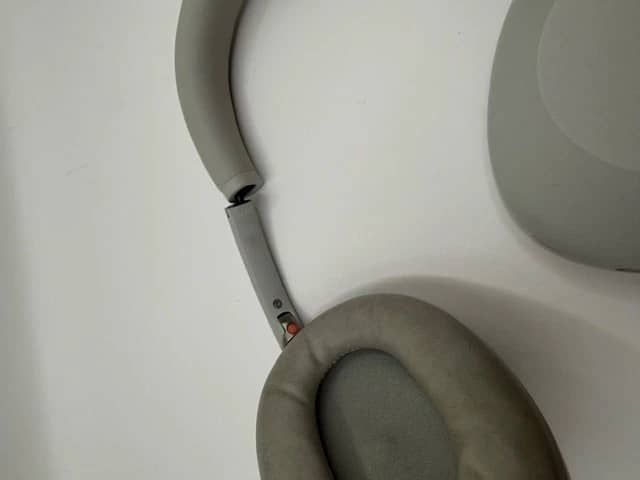 Sony WH-1000XM6 Headphones & Earbuds Silver New