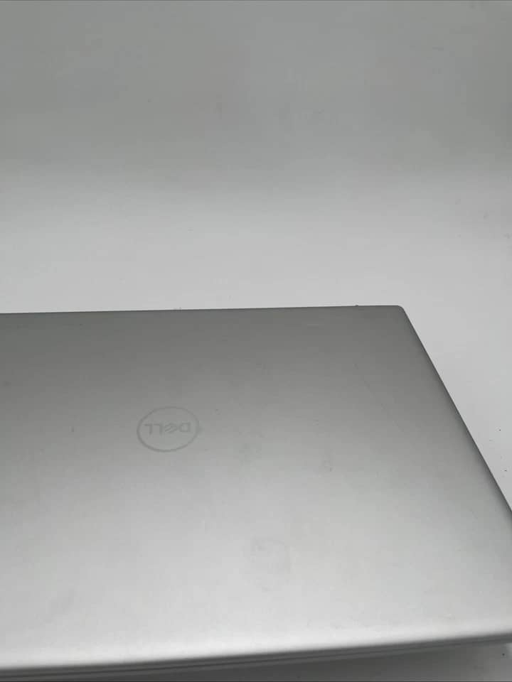 Dell Inspiron 16 5630 Computers 1TB 16GB Refurbished - Excellent