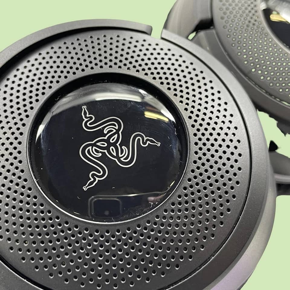 Razer Kraken V4 X Headphones & Earbuds Yellow New