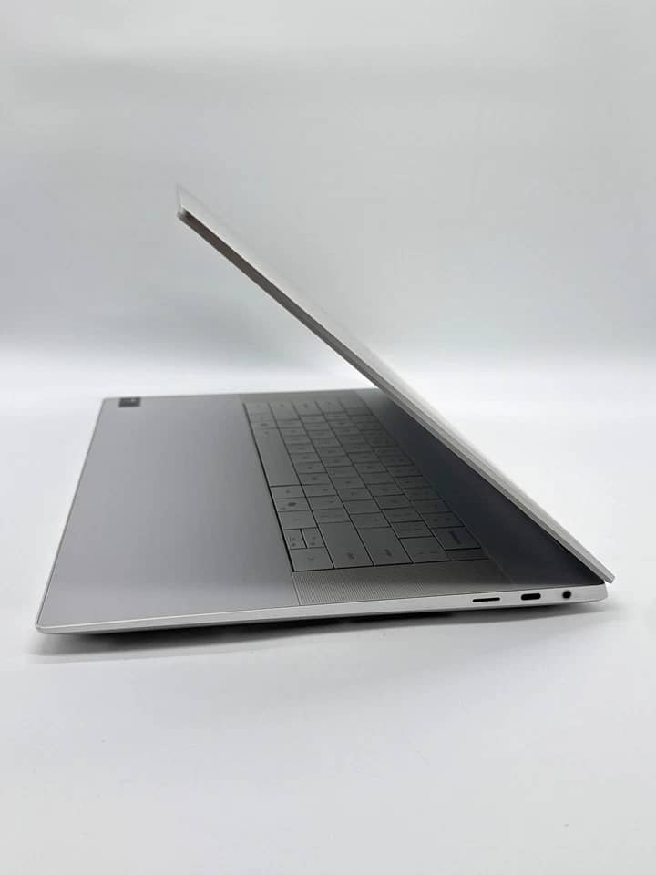 Dell XPS 16 9640 Computers 512GB 16GB New