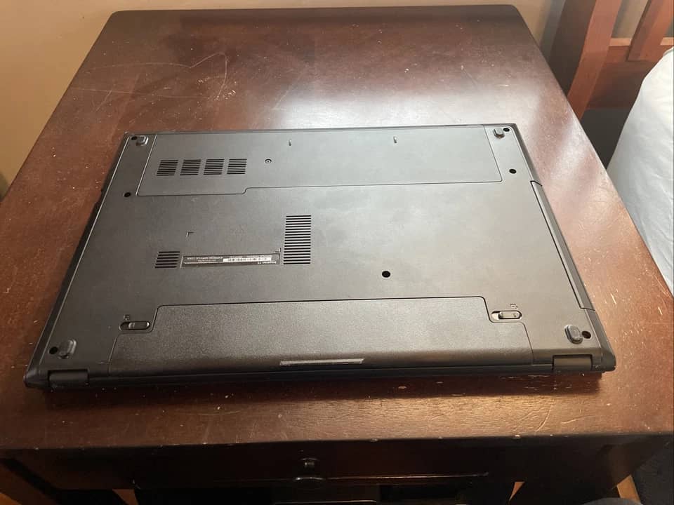 Dell Inspiron 3543 Computers 1TB 8GB Used - Good