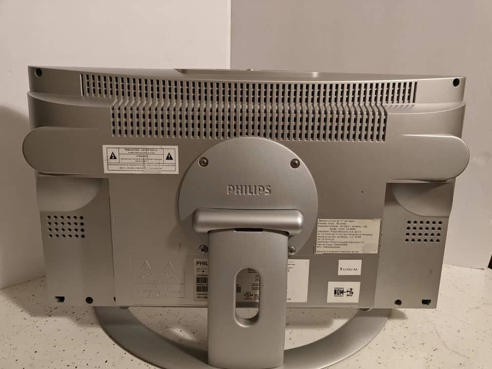 Philips 15PF9936/37 TVs Used - Good