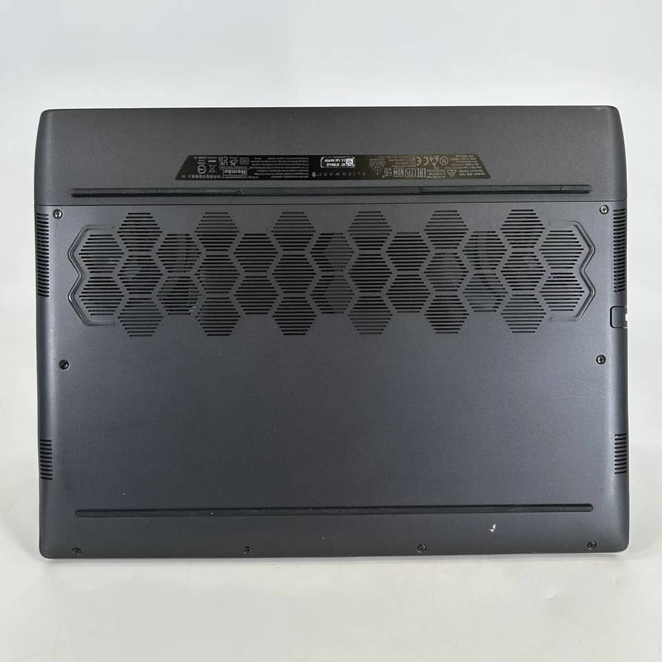Dell Alienware m15 R5 Computers 1000GB 16GB Refurbished - Excellent