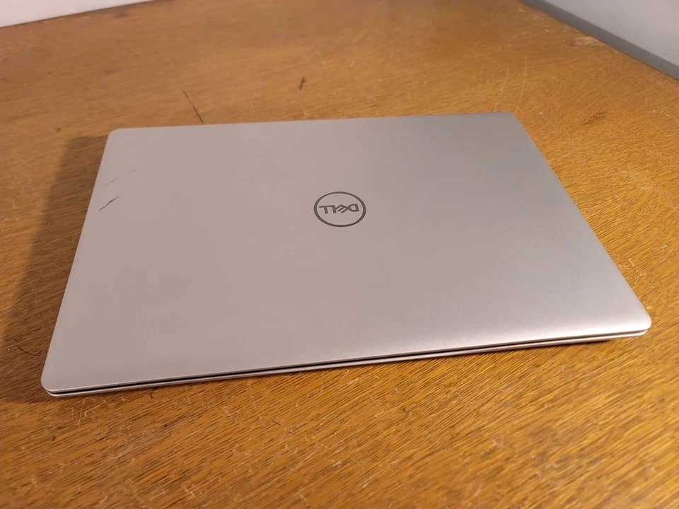 Dell Inspiron 15 5570 Computers 1TB 12GB Open-Box Excellent