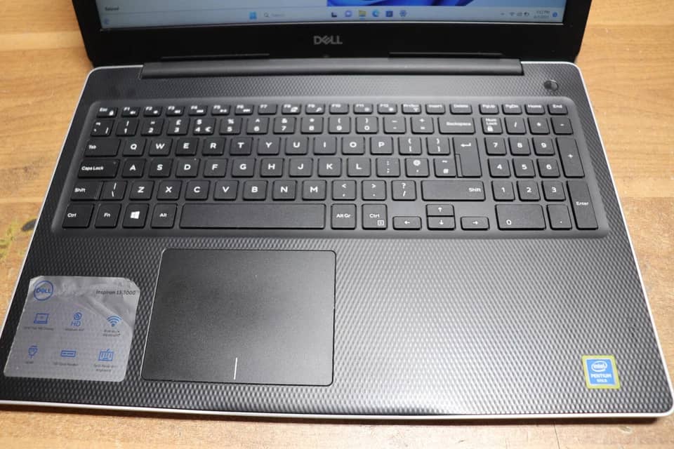 Dell Inspiron 15 3583 Computers 256GB 8GB Used - Good