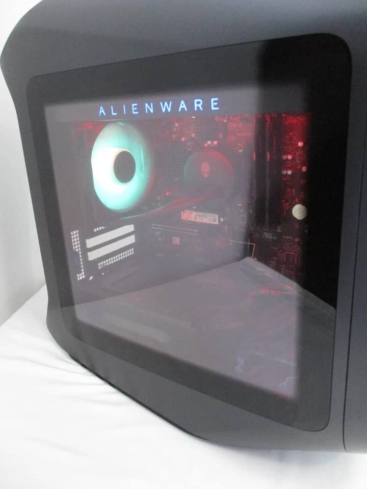 Dell Alienware Aurora R14 Computers 128GB Refurbished - Excellent