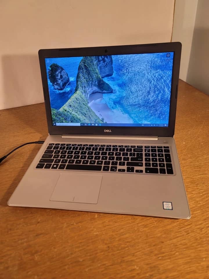 Dell Inspiron 15 5570 Computers 1TB 12GB Open-Box Excellent