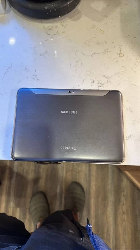 Samsung Galaxy Tab 1 Tablets Gray 16GB Used - Good
