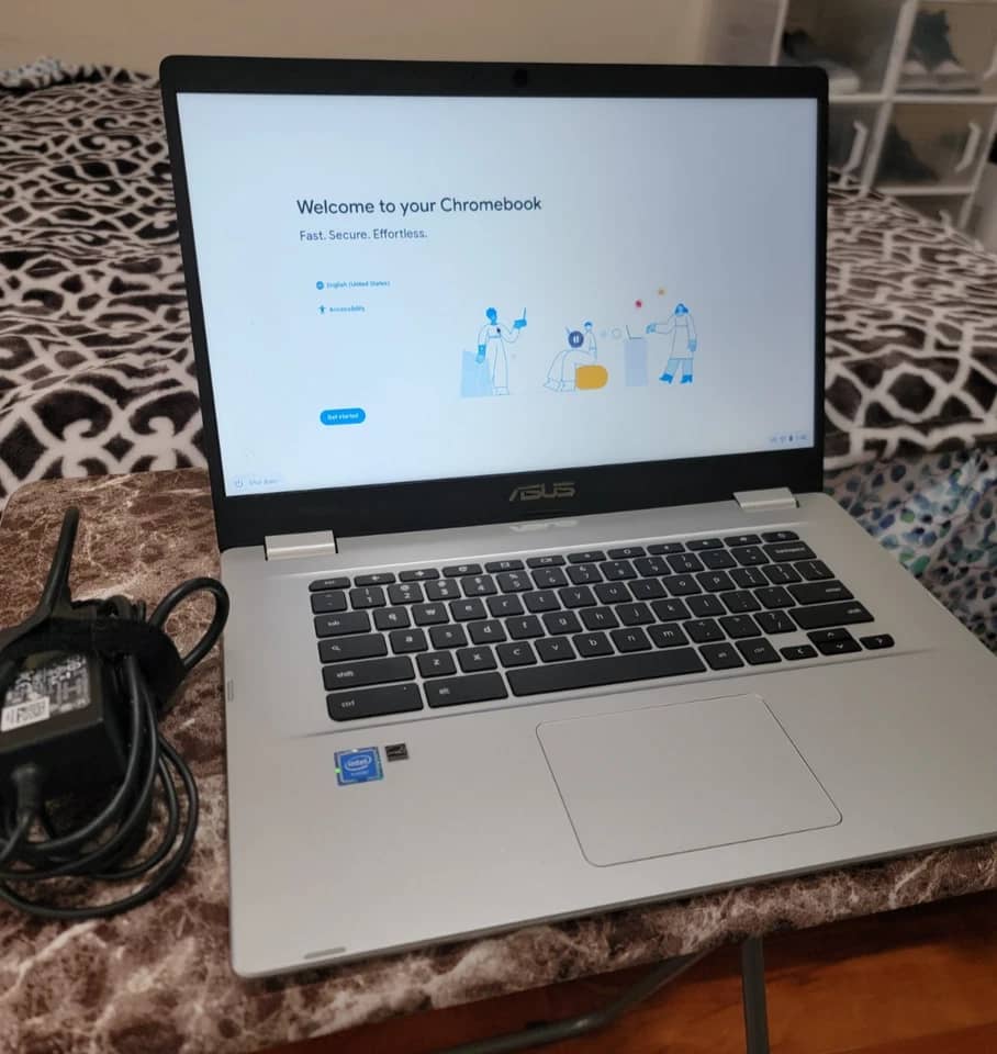 ASUS Chromebook C523NA Computers 32GB 4GB Open-Box Excellent