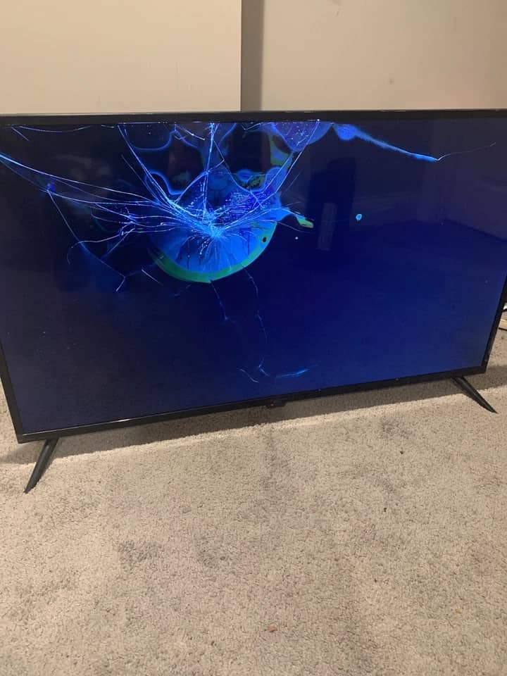 Insignia class f20 series TVs Black New