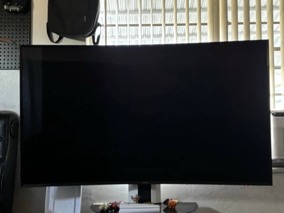 Samsung DU9000 TVs New