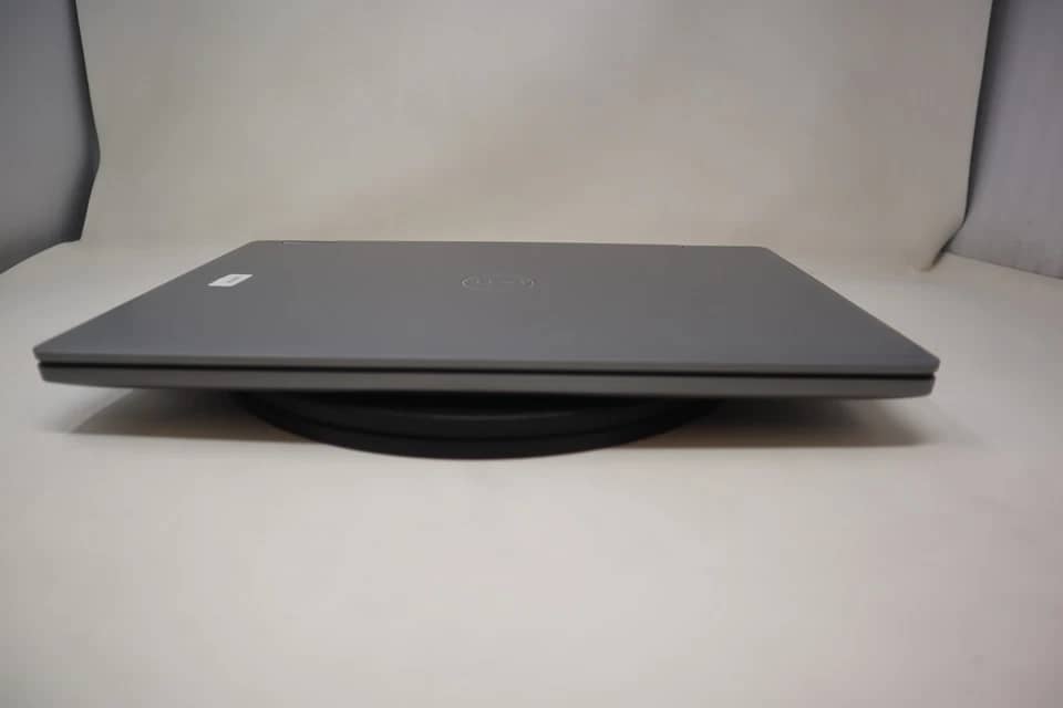 Dell Latitude 3310 Computers 128GB Refurbished - Acceptable