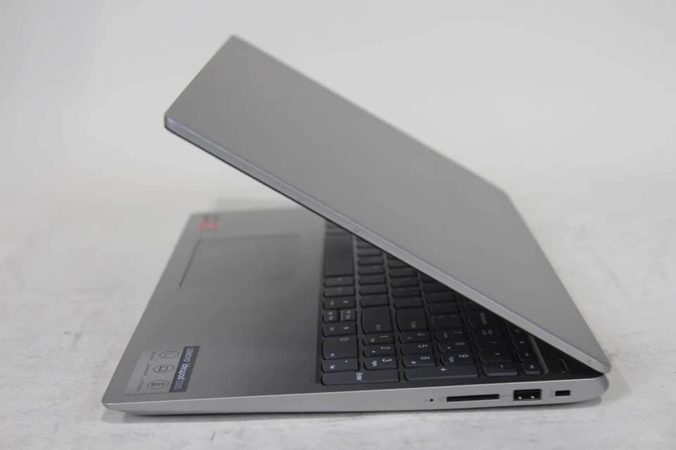 Lenovo 33015ARR Computers 256GB 8GB Used - Good