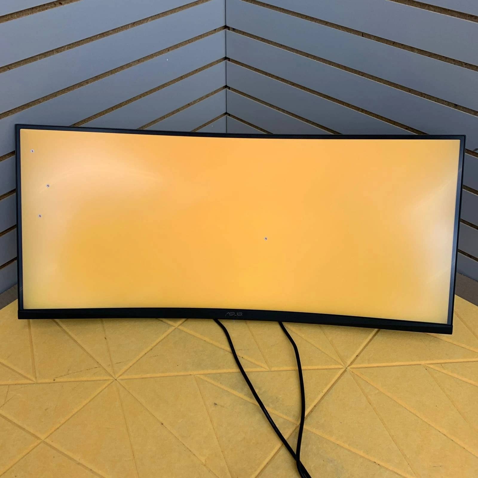 ASUS VG34VQL3A Monitors New