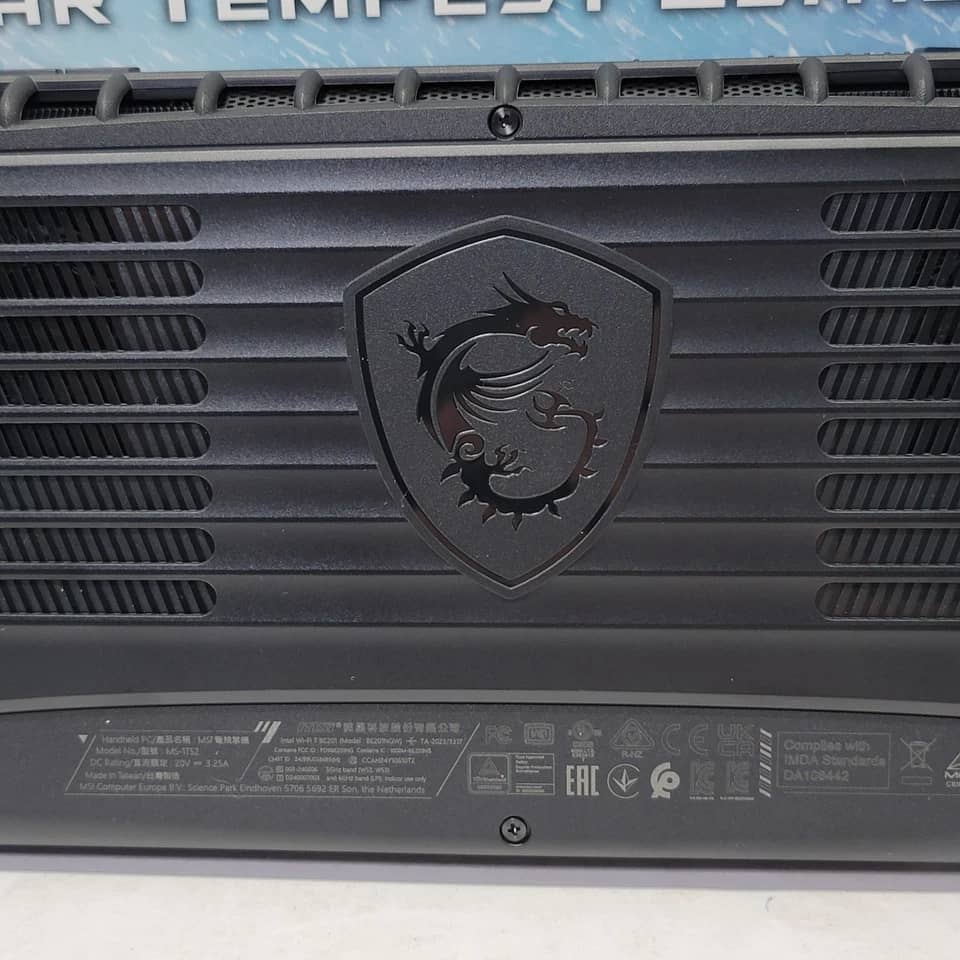 MSI Claw 8 AI+ Video Game Consoles Used - Good