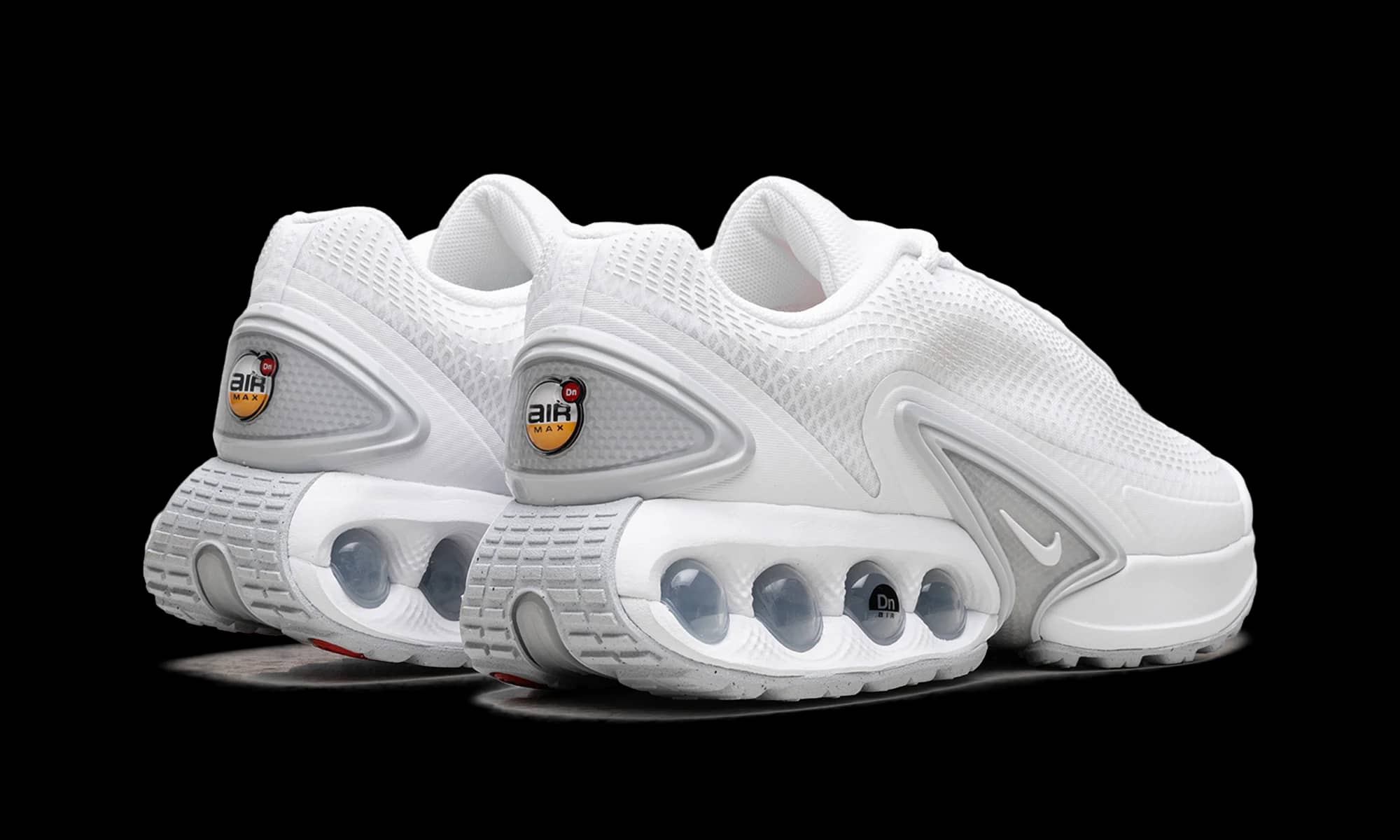 Nike Air Max DN Sneaker Silver 7 New
