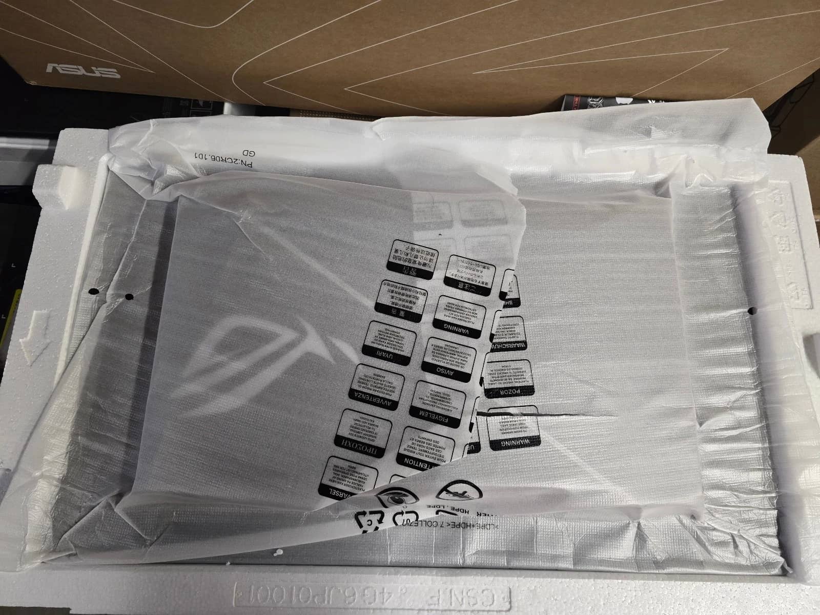 ASUS XG32UCDS Monitors New