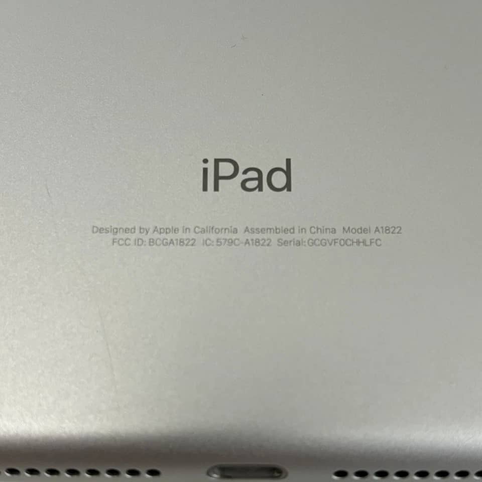 Apple iPad 5 Tablets Silver 32GB Used - Good 9.7"