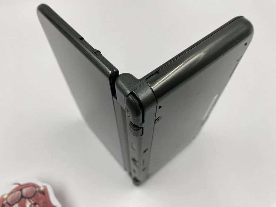 Nintendo New Nintendo 3DS XL Video Game Consoles Black For parts or not working