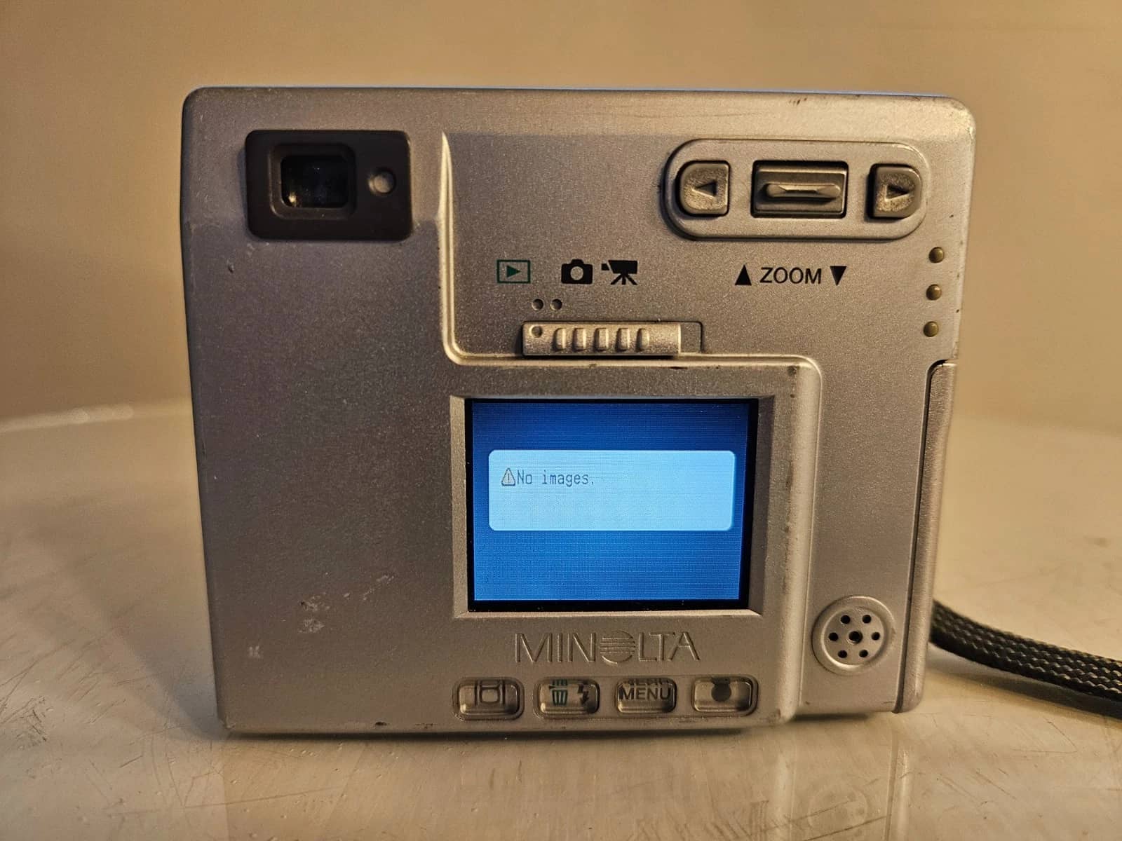 Minolta DiMAGE Xi Digital Cameras Silver Used - Good Body Only