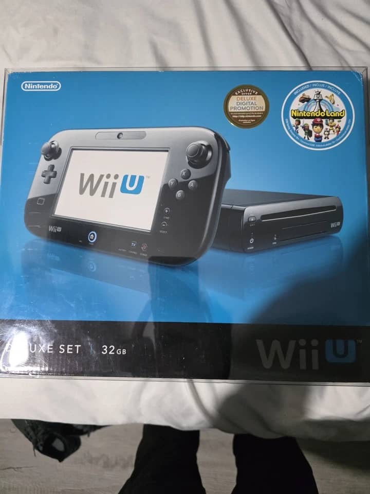 Nintendo Wii U Console Deluxe Video Game Consoles Nintendo Land Bundle Open-Box Excellent