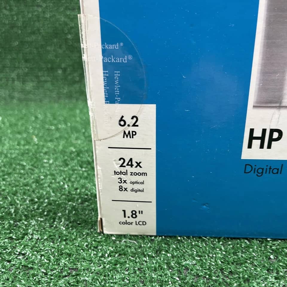HP Photosmart R707 Digital Cameras Multicolor Used - Good Body Only