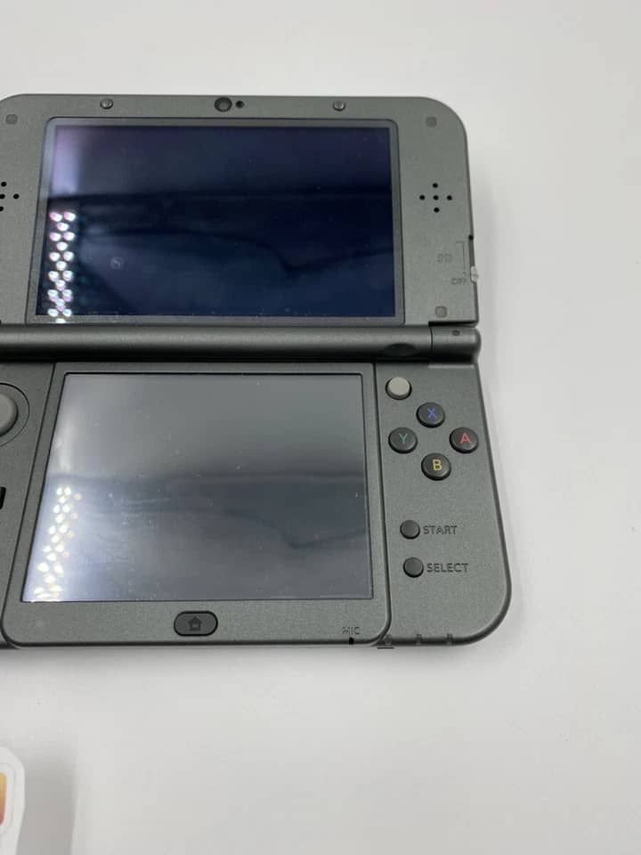 Nintendo New Nintendo 3DS XL Video Game Consoles Black For parts or not working